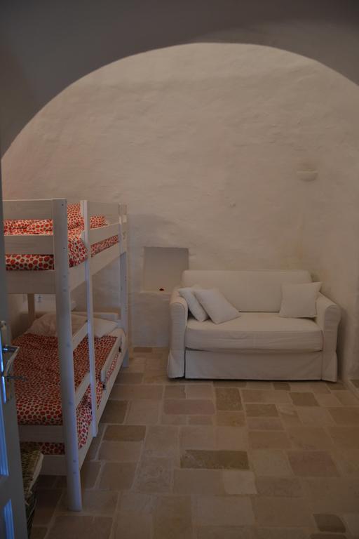 Гостевой дом Trullo Piccola Contrada Локоротондо Экстерьер фото